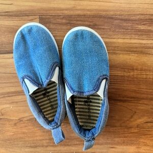 Slip on Toddler Shoes, Fit more like a 5 IMO